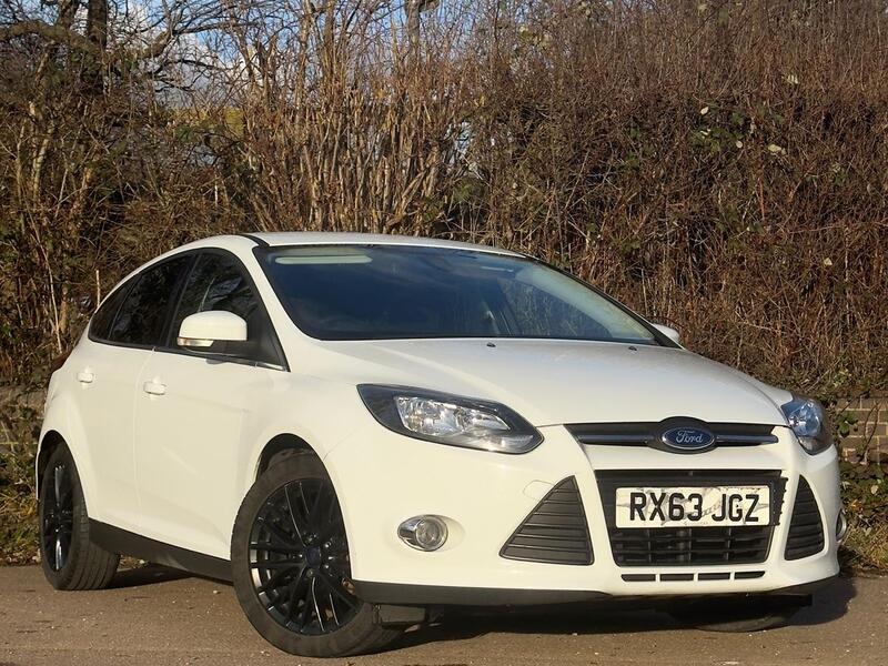 FORD FOCUS 1.0T EcoBoost Zetec Euro 5 (s/s) 5dr