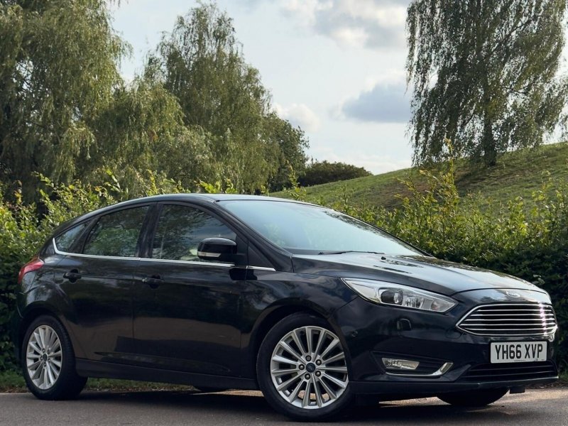 FORD FOCUS 1.0T EcoBoost Titanium X Euro 6 (s/s) 5dr